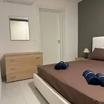 Amadeo Suites