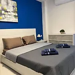 Amadeo Suites